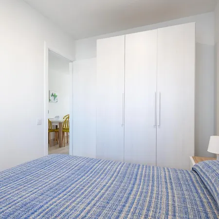 2 Min Walk To - Private Terrace - Some With Sea Views * La Playa de Arguineguín