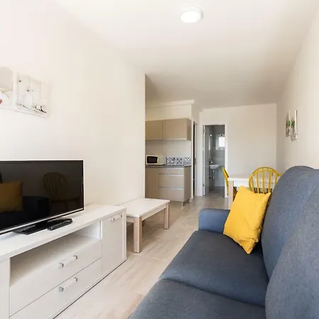 Apartament 2 Min Walk To - Private Terrace - Some With Sea Views *