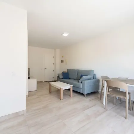 2 Min Walk To - Private Terrace - Some With Sea Views * La Playa de Arguineguín