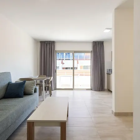 2 Min Walk To - Private Terrace - Some With Sea Views La Playa de Arguineguín