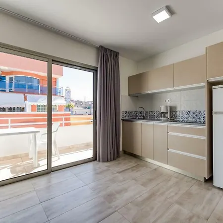 Apartment 2 Min Walk To - Private Terrace - Some With Sea Views La Playa de Arguineguin