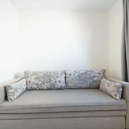 Apartment 2 Min Walk To - Private Terrace - Some With Sea Views