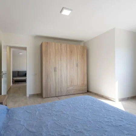 Apartment 2 Min Walk To - Private Terrace - Some With Sea Views