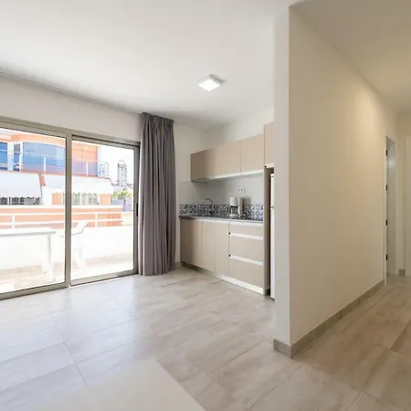 2 Min Walk To - Private Terrace - Some With Sea Views * La Playa de Arguineguín